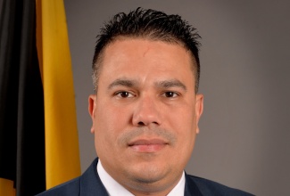 Official photo of Minister without Portfolio in the Ministry of Economic Growth and Job Creation, Hon. Matthew Samuda

