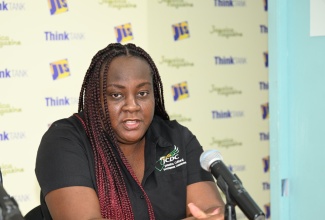 St. James Parish Manager for the Jamaica Cultural Development Commission (JCDC), Collel Blake, addresses a recent Jamaica Information Service (JIS) Think Tank at the agency’s Montego Bay Regional Office.

